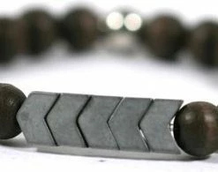 Korting 🤩 IBIZA MEN MENS JEWELLERY Kinderarmband Kruis Hout Bruin 6mm - Ibizamen KIDS 16cm ✔️