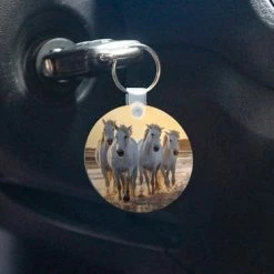 Promo ⌛ TheKeyMeister Sleutelhanger - Paarden - Water - Strand - Dieren - Plastic - Rond - Uitdeelcadeautjes - Sinterklaas Cadeautjes - Uitdeelcadeautjes Voor Kinderen - Schoencadeautjes - Kleine Cadeautjes 🥰 -Bergstein Shop 550x366 17