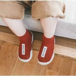 Beste recensies van 😍 Selfcare Baby Eerste Schoen | Anti Slip Babyschoen | Zachte Rubber Zool | 6-12 Maanden - Bruin 🎁 -Bergstein Shop 550x371 2