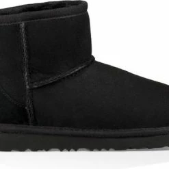 Gloednieuw ✨ UGG Classic Mini II Meisjes Laarzen - Black - Maat 32.5 ✨