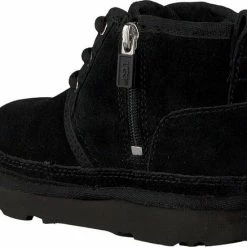 Aanbiedingen ⭐ UGG Neumel II Jongens Laarzen - Black - Maat 28.5 ❤️ -Bergstein Shop 550x438 3