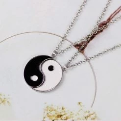 Nieuw ⭐ Bixorp Friends BFF Ketting Voor 2 Met Yin Yang In Twee Helften - Vriendschapsketting Meisjes - Best Friends Ketting Vriendschap Cadeau Voor Twee 😀 15 Nieuw ⭐ Bixorp Friends BFF Ketting Voor 2 Met Yin Yang In Twee Helften - Vriendschapsketting Meisjes - Best Friends Ketting Vriendschap Cadeau Voor Twee 😀 -Bergstein Shop 550x565 3